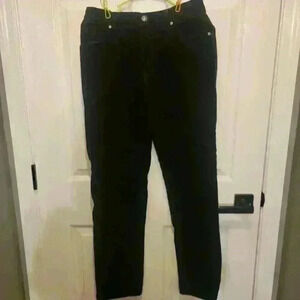 Gloria Vanderbilt corduroy jeans black, size 10
